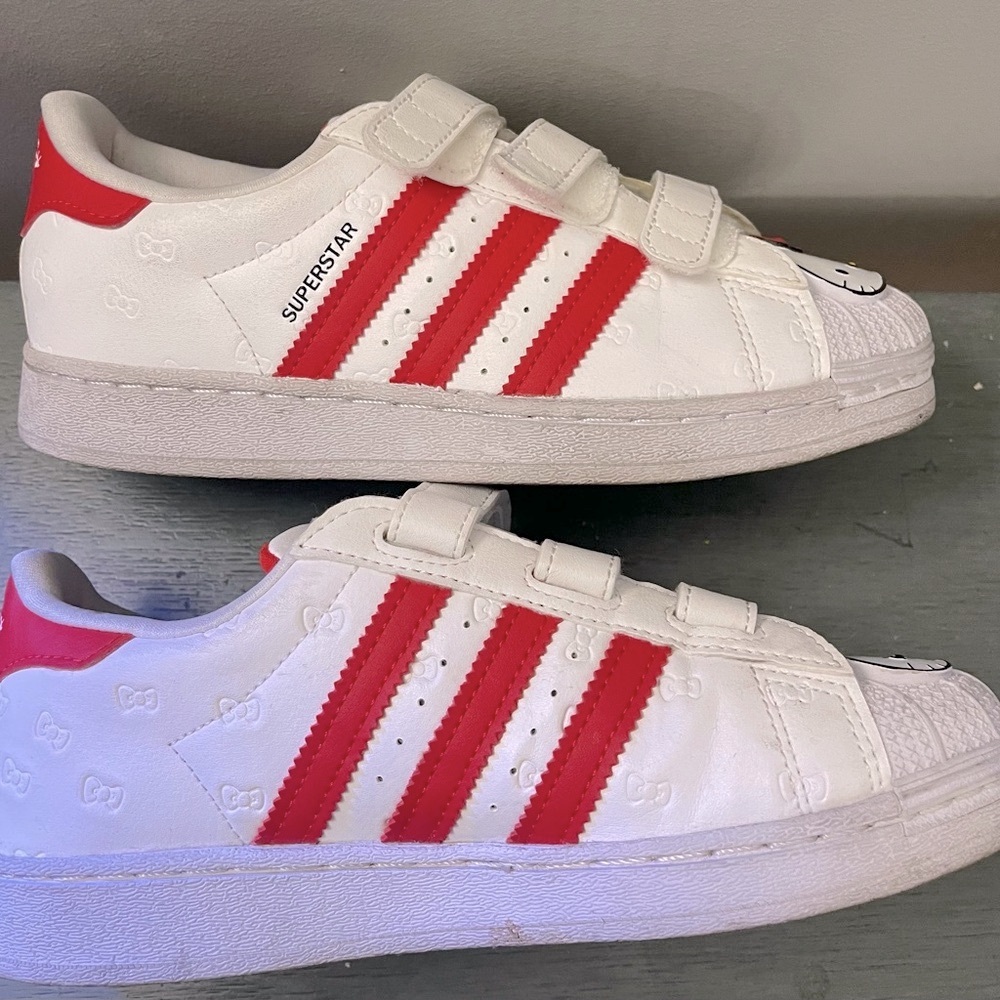 Adidas Superstar Hello Kitty - Picture 2 of 5